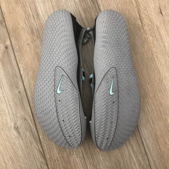 Nike ACG Water Shoes (size 7) - Picture 2 of 3